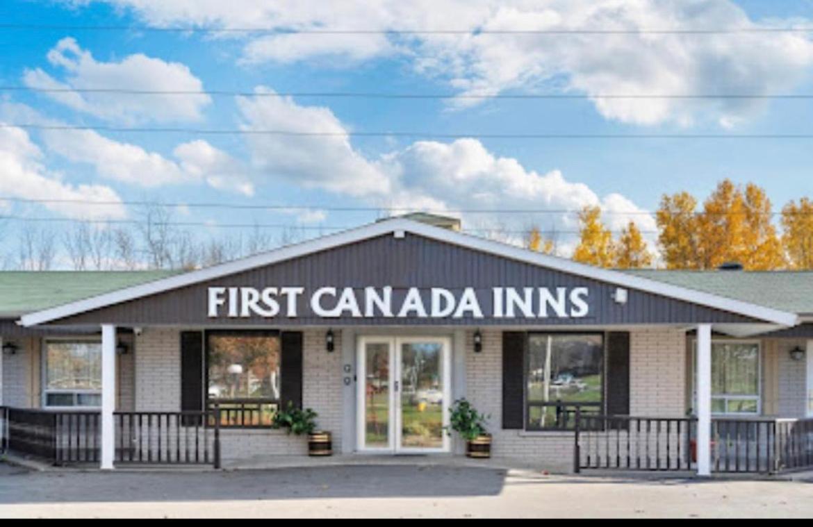 First Canada Hotel Cornwall Hwy 401 On Eksteriør bilde